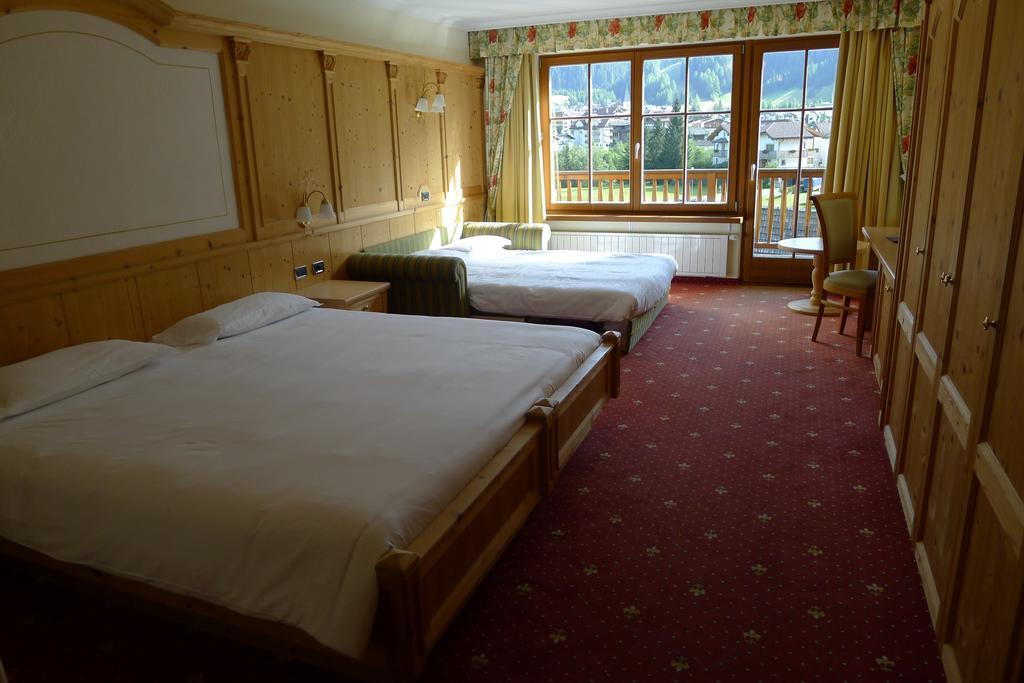 Th Corvara - Greif Hotel Δωμάτιο φωτογραφία