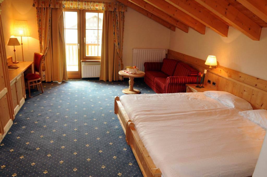 Th Corvara - Greif Hotel Εξωτερικό φωτογραφία